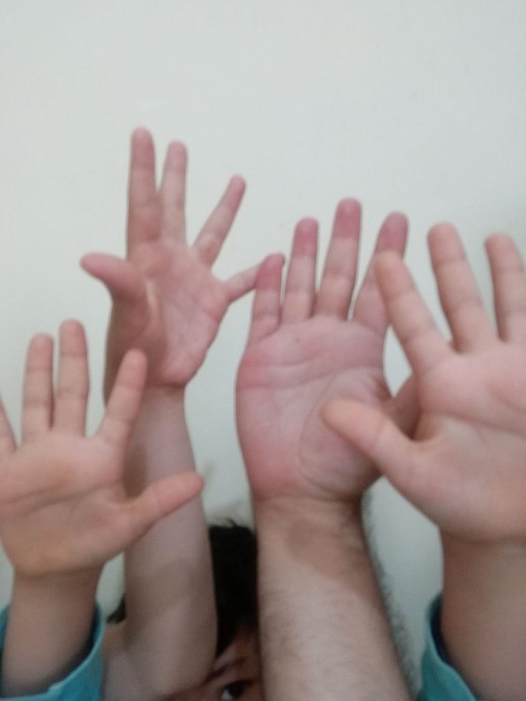 hands-intraders